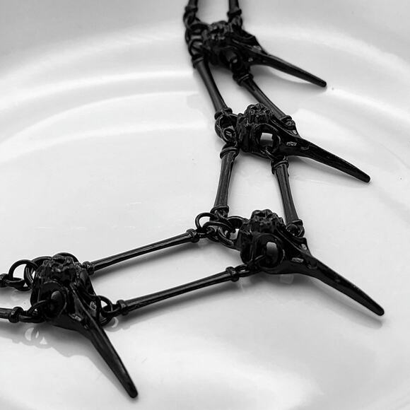 Black Raven Bird Skull Spike Necklace - Picture 2 of 6